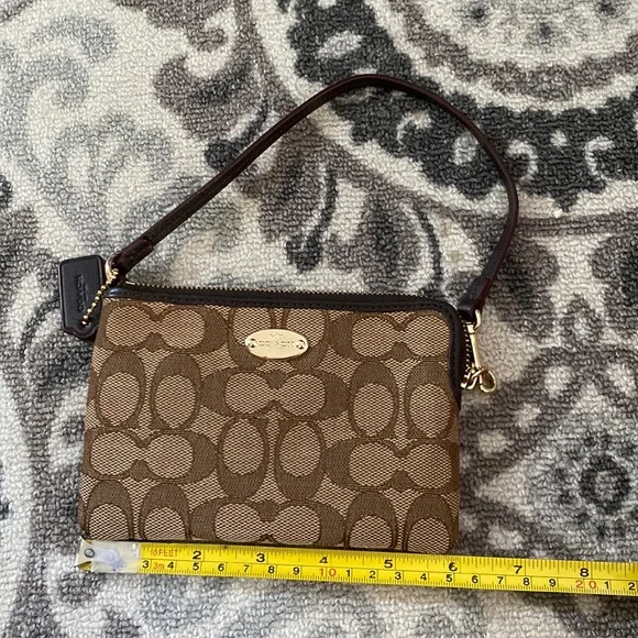 Coach Wristlet - Picture 1 of 9